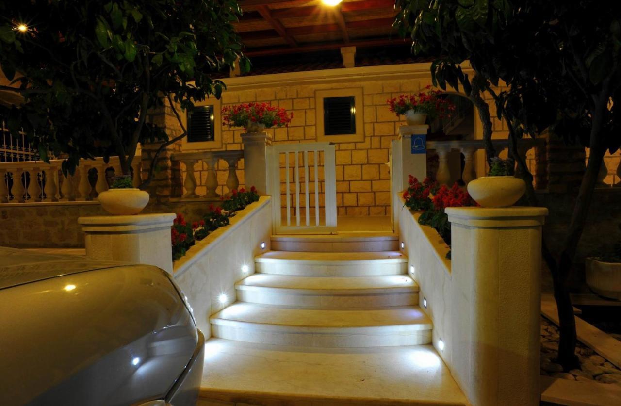 Villa Anni Сутіван Екстер'єр фото